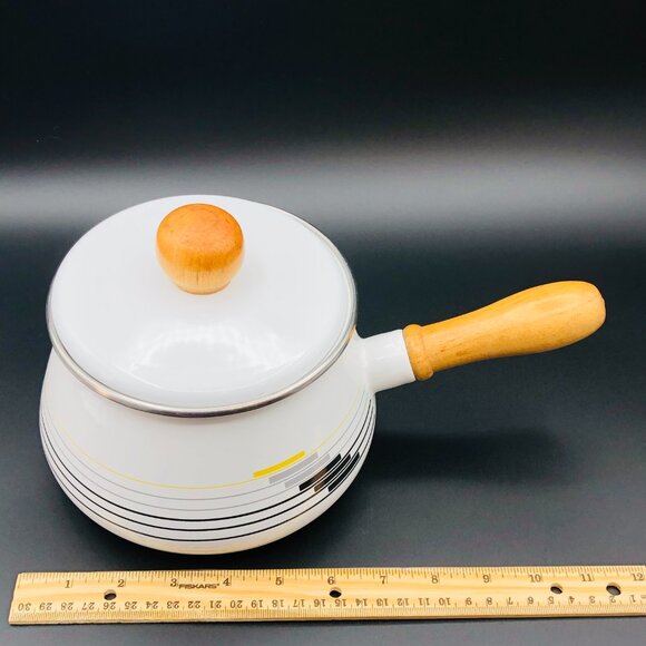 Vintage White Gray Yellow Stripes Enamel Fondue Pot and Lid Wood Handle Saucepan - Picture 12 of 13